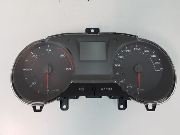 Tacho Kombiinstrument  Seat Ibiza 6J0920801A 6086