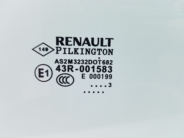 Scheibe Für Tür Rechts Hinten Renault Captur 823003033R AS2 2003r