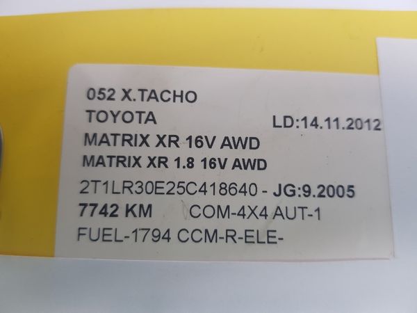 Tacho Kombiinstrument Toyota Matrix 83800-01270-00 TN257420-6352