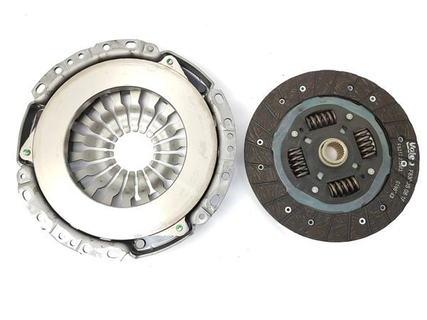 Motor-Kupplung Kupplungssatz Kupplungskit   Neues Original Renault Clio IV 1.2 16v D4F 200 mm 302055580R 302102934R