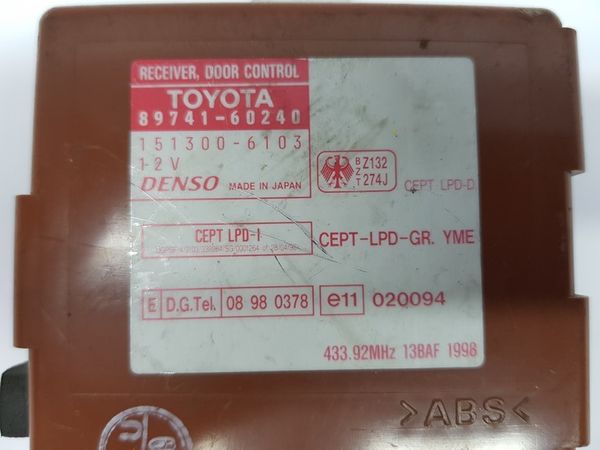 Steuergerät  Toyota 89741-60240 151300-6103 Denso 