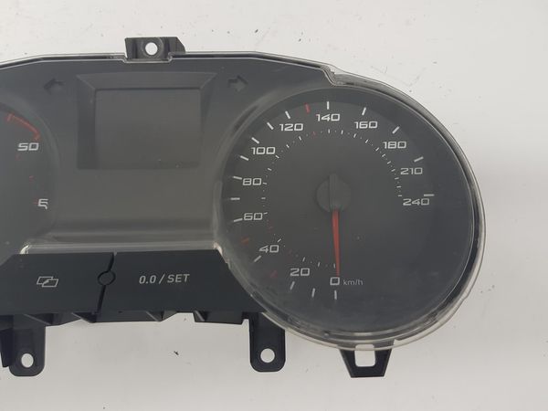 Tacho Kombiinstrument Seat Ibiza 6J0920801A 18825