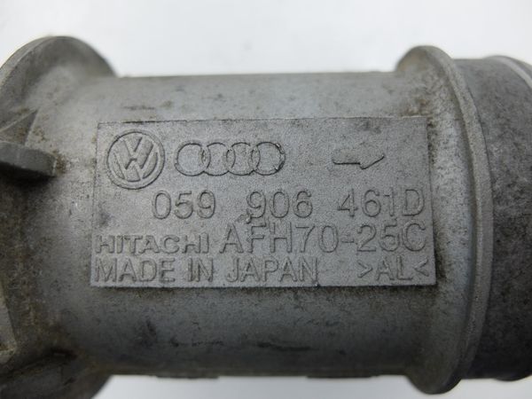 Luftmassenmesser  059906461D AFH70-25C Audi VW Hitachi