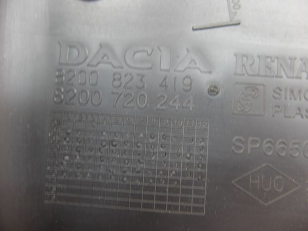 Polsterung Rechts Mitte Dacia Duster 8200823419