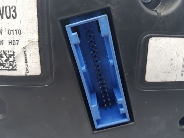 Tacho Kombiinstrument Seat Ibiza 6J0920801A 18825