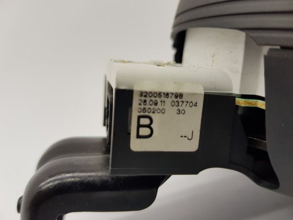 Tacho Kombiinstrument  Renault Twingo 2 8200516798 J 17451