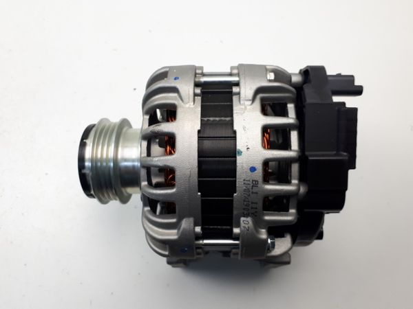 Lichtmaschine Generator Neues Dacia Sandero 2 231008344R F000BL04BC Bosch