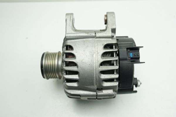 Lichtmaschine Generator   231007865R-A TG12C124 1,5 DCI Valeo Renault  Dacia Nissan